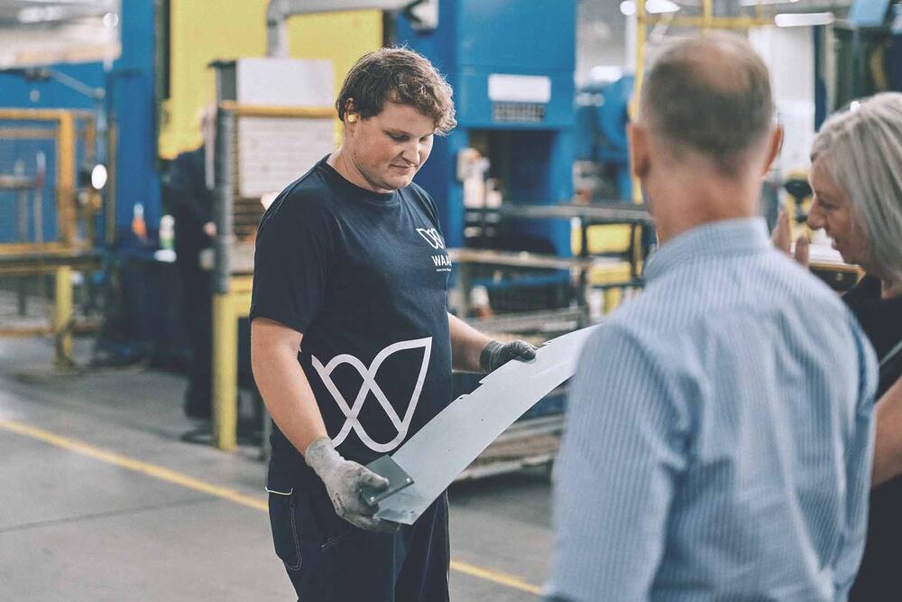 WAAK Metal assembly