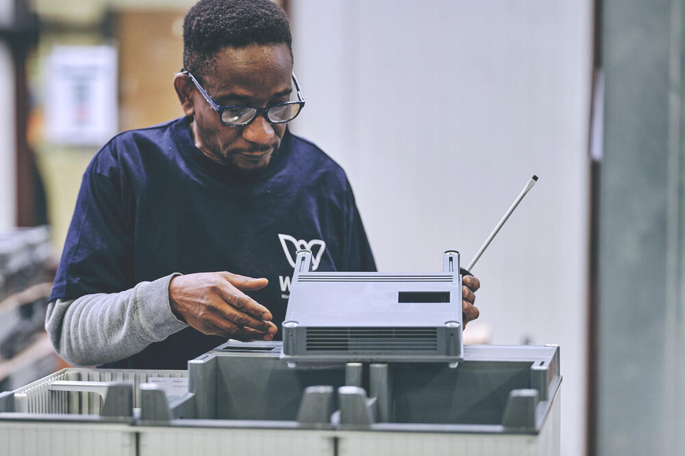 Assemblage slimme meterkast Fluvius door WAAK maatwerkbedrijf