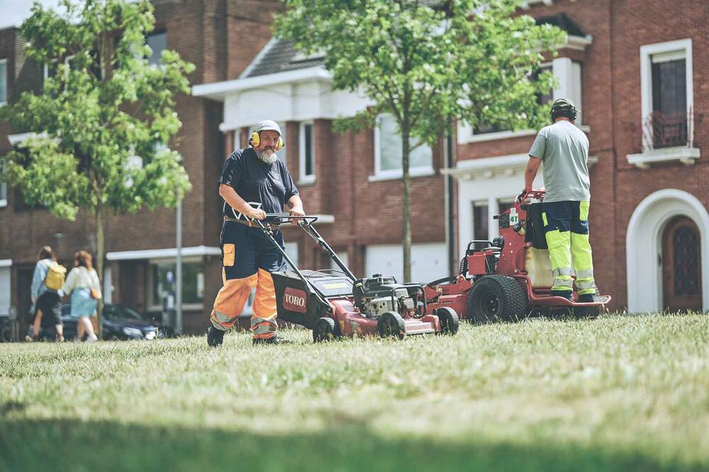 WAAK Groendienst aan het werk in Stad Kortrijk