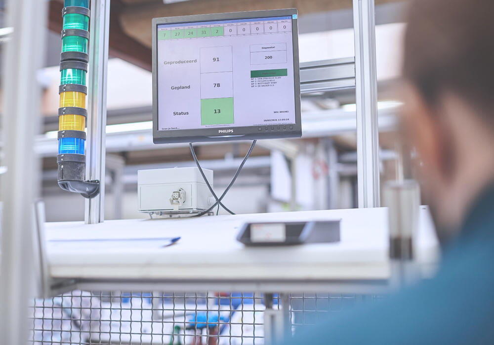 WAAK cable assembly andon